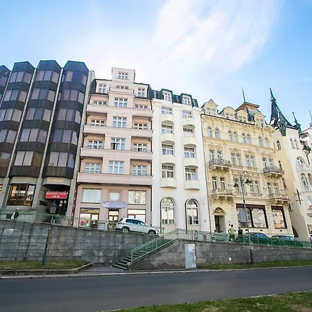 Lazensky Tosca Hotel