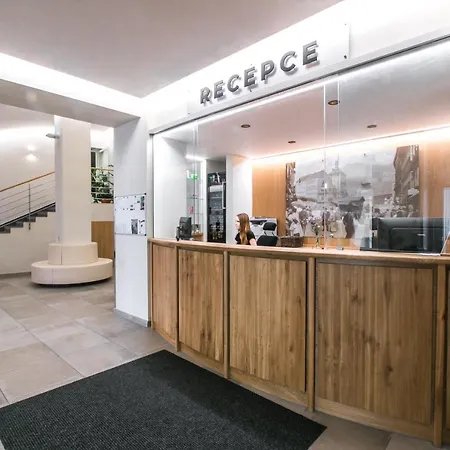 Lazensky Tosca Hotel