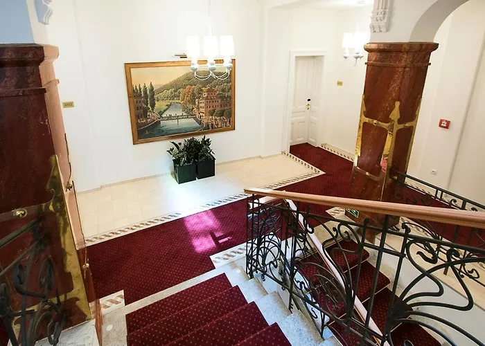 Lazensky Tosca 3*